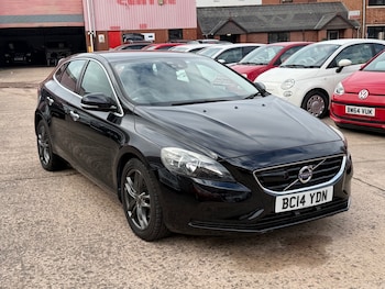 Used Volvo V40 2014 for sale - 77522276: Photo