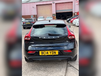 Used Volvo V40 2014 for sale - 77522276: Photo