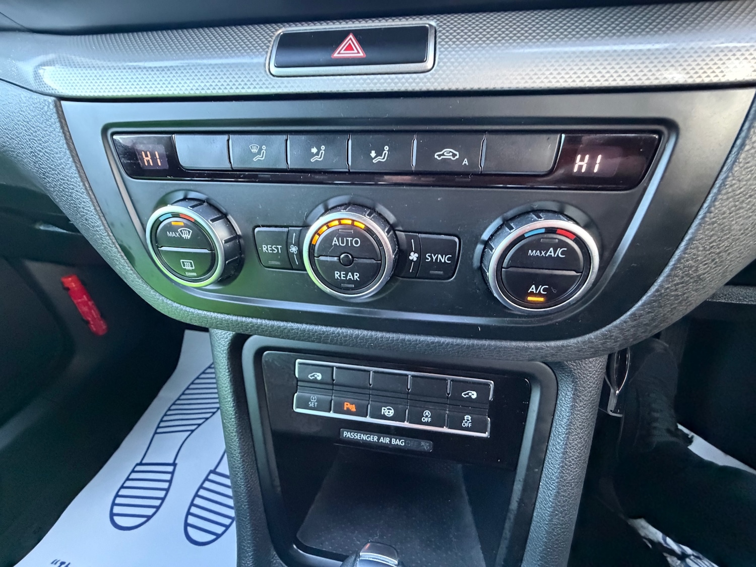 Used Volkswagen Sharan 2013 for sale - 77368010: Photo 10