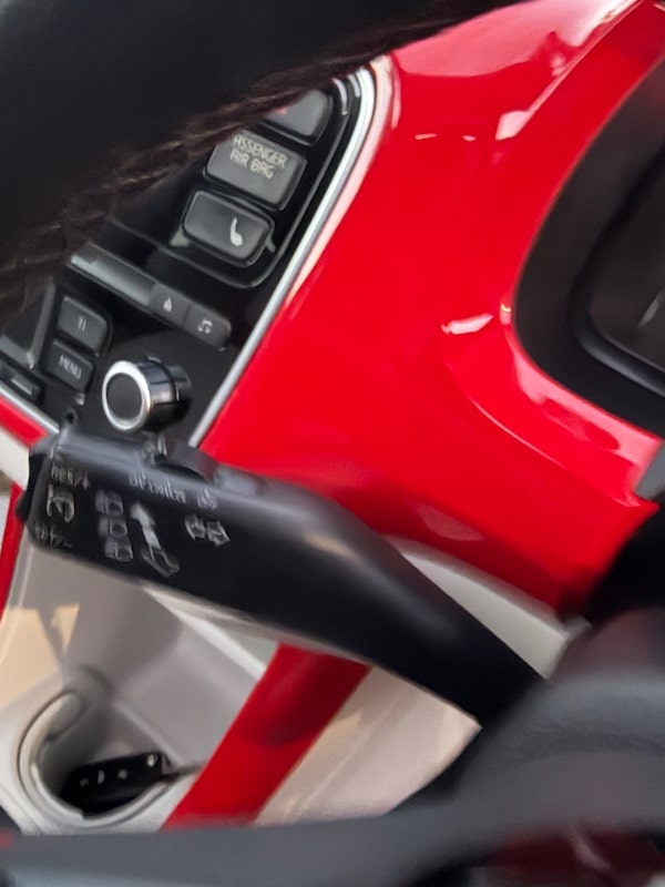 Used Volkswagen up! 2014 for sale - 76187331: Photo 12