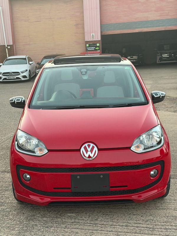 Used Volkswagen up! 2014 for sale - 76187331: Photo 1