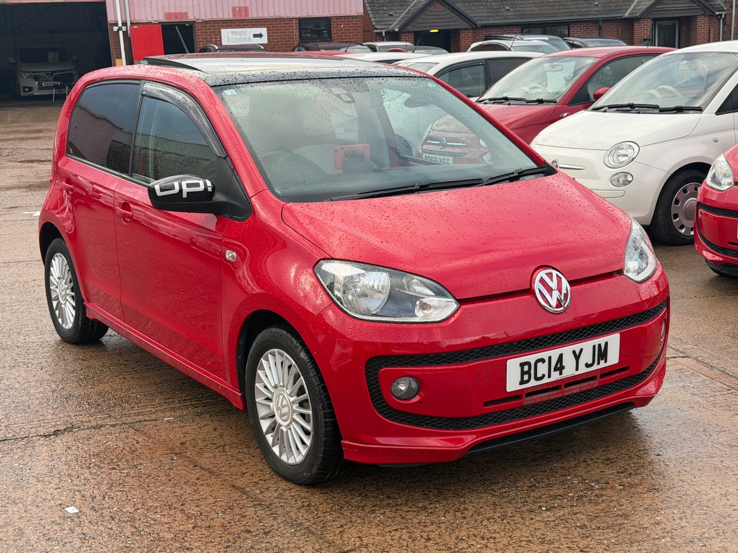 Used Volkswagen up! 2014 for sale - 76187331: Photo 2