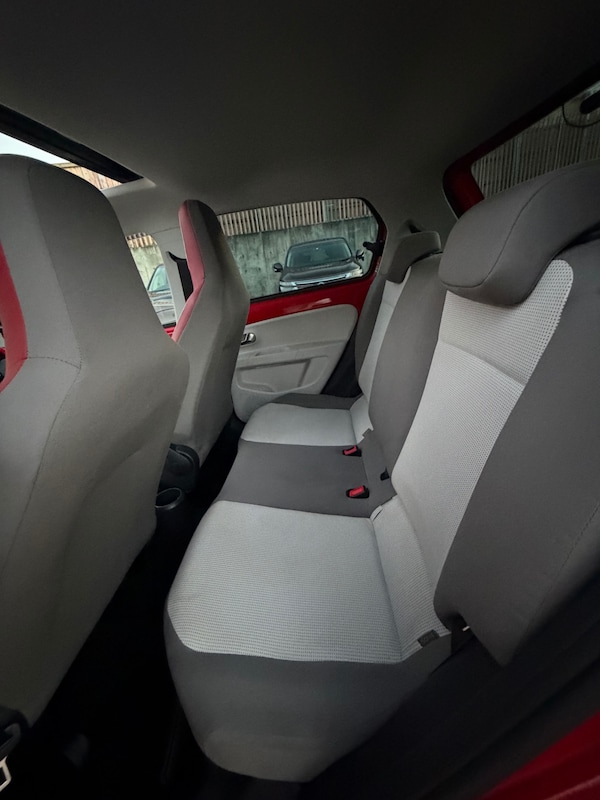 Used Volkswagen up! 2014 for sale - 76187331: Photo 9