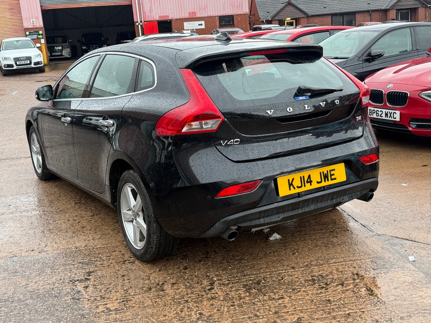 Used Volvo V40 2014 for sale - 77189561: Photo 5