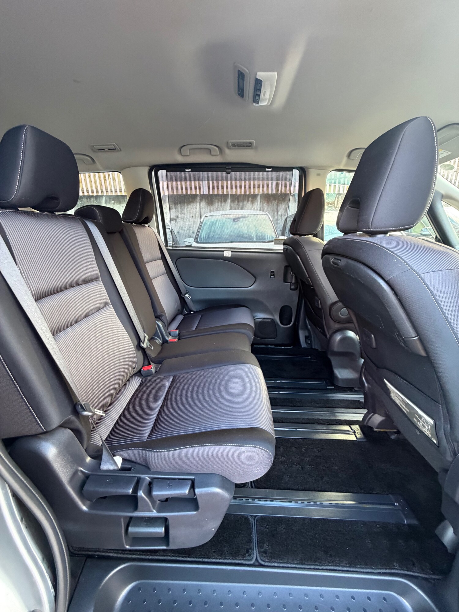 Used Nissan Serena 2020 for sale - 77368004: Photo 10