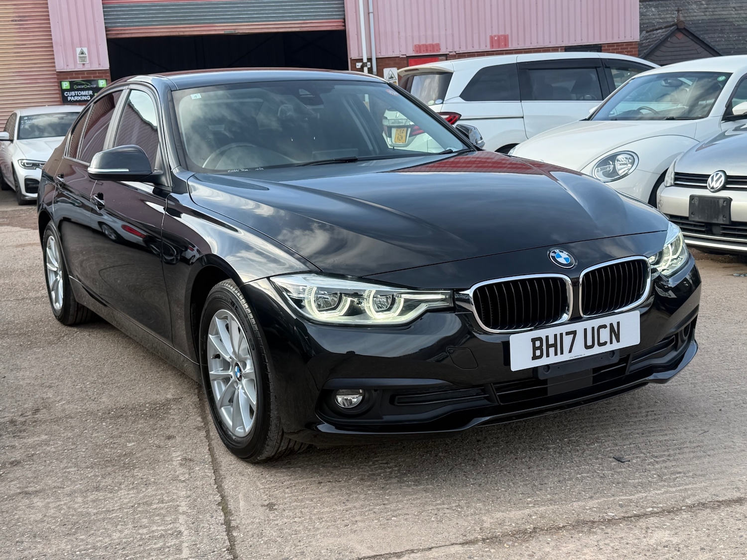 Used BMW 3 Series 2017 for sale - 77655961: Photo 2