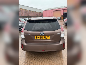 Used Toyota Prius undefined for sale - 77230778: Photo