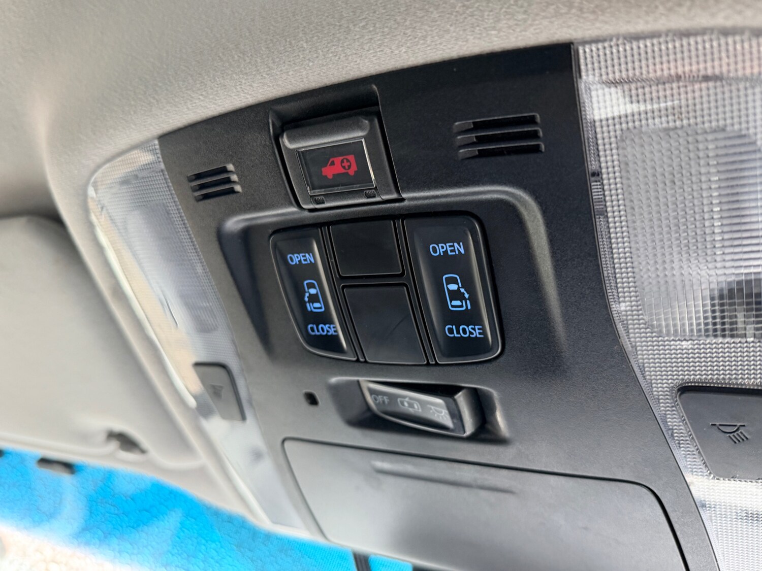 Used Toyota Vellfire 2018 for sale - 77908379: Photo 16