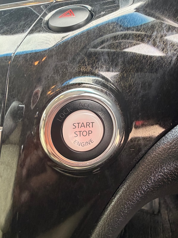 Used Nissan Elgrand 2011 for sale - 76336037: Photo 12