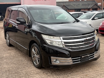 Used Nissan Elgrand 2011 for sale - 76336037: Photo 2