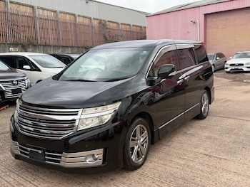 Used Nissan Elgrand 2011 for sale - 76336037: Photo 3