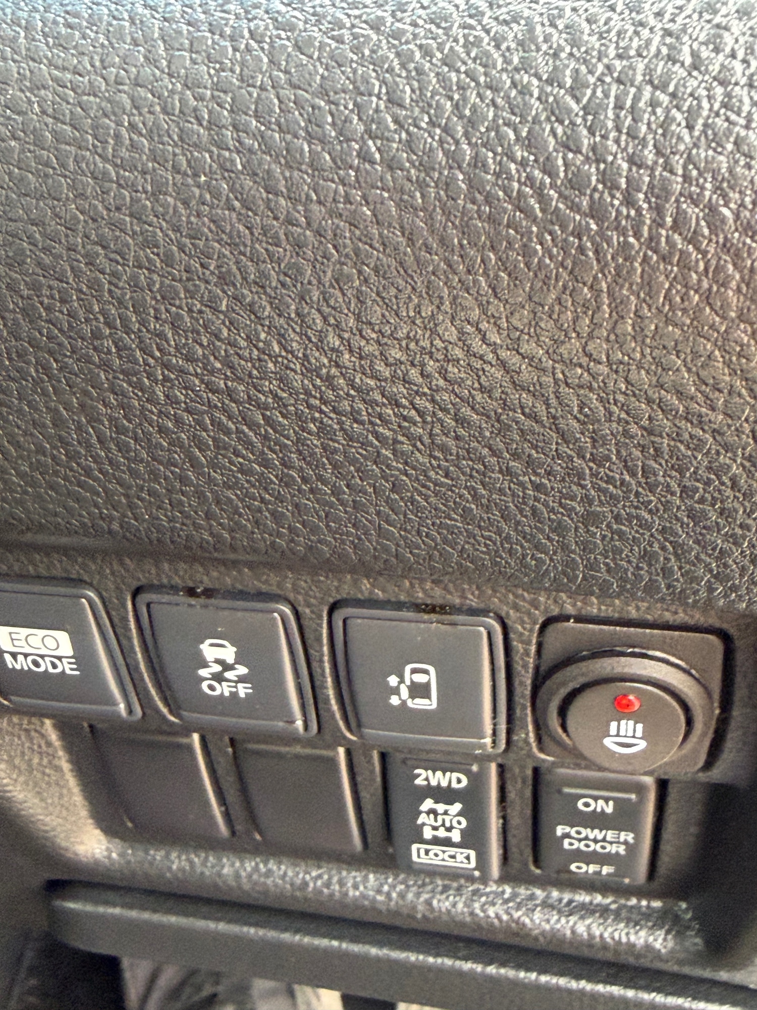 Used Nissan Elgrand 2011 for sale - 77663067: Photo 12