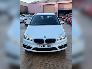 2018 (18) - 218i SE 5dr Step Auto 7 seater