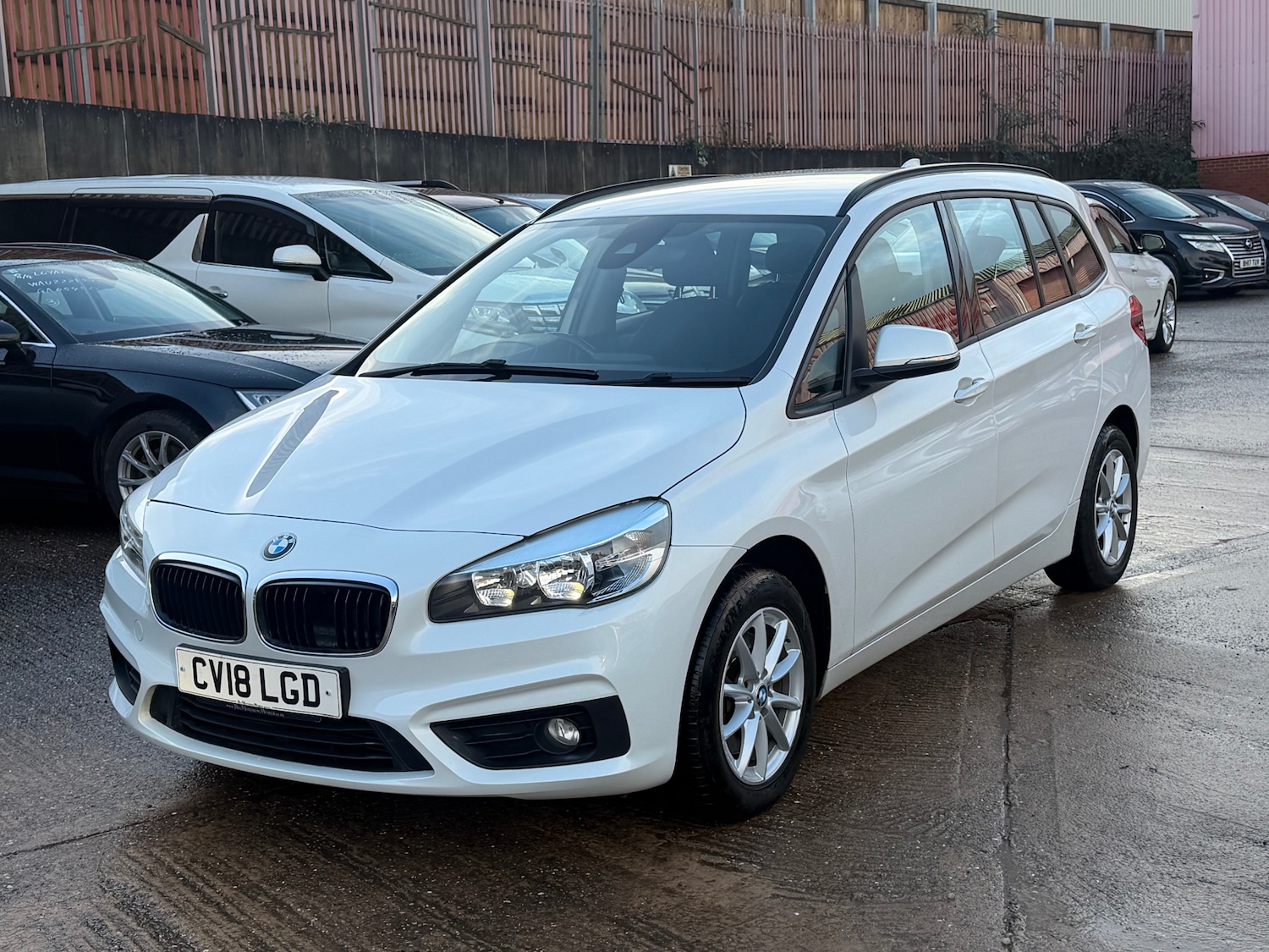Used BMW 2 Series 2018 for sale - 76846107: Photo 2