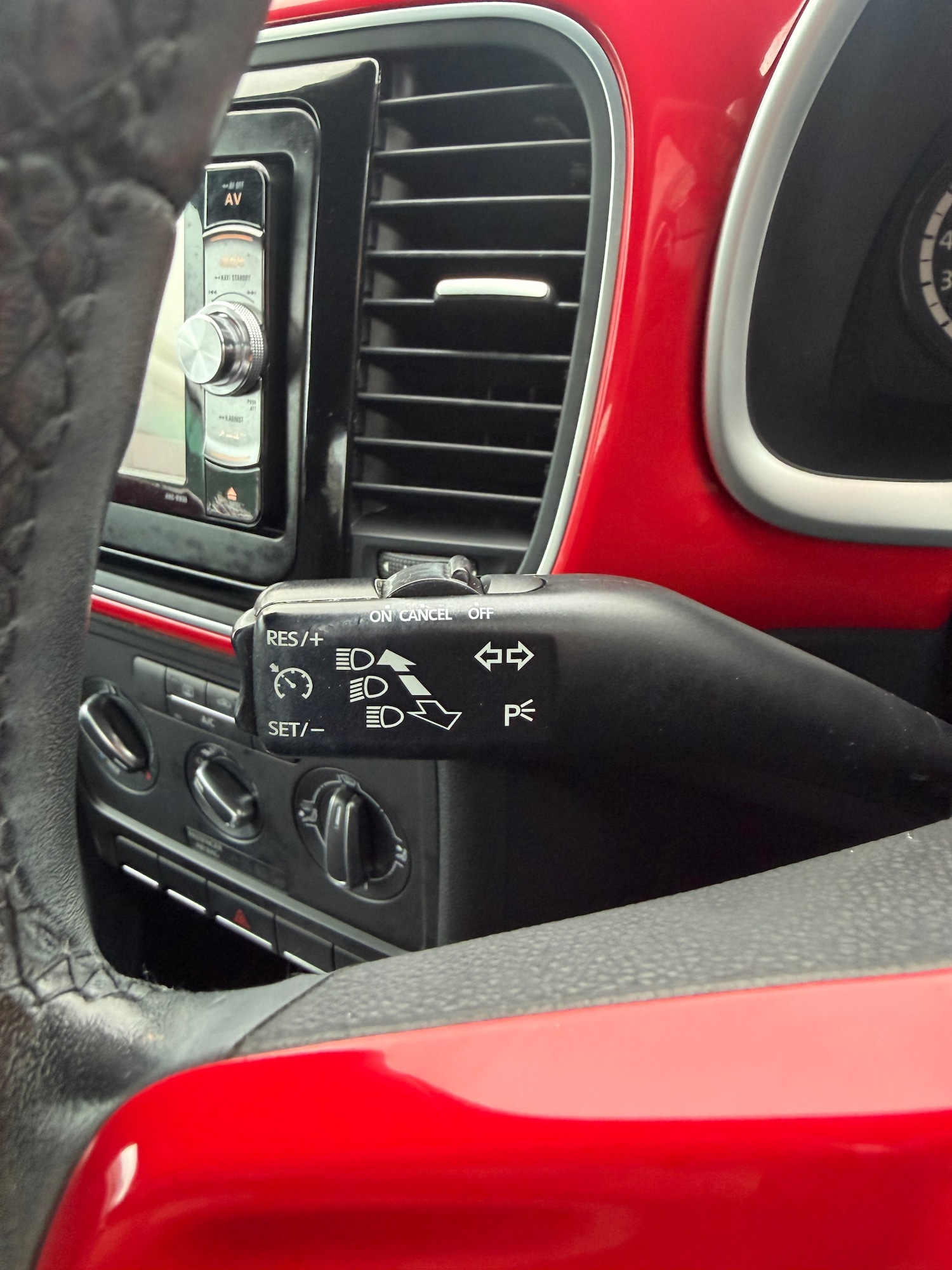 Used Volkswagen Beetle 2012 for sale - 77632671: Photo 14