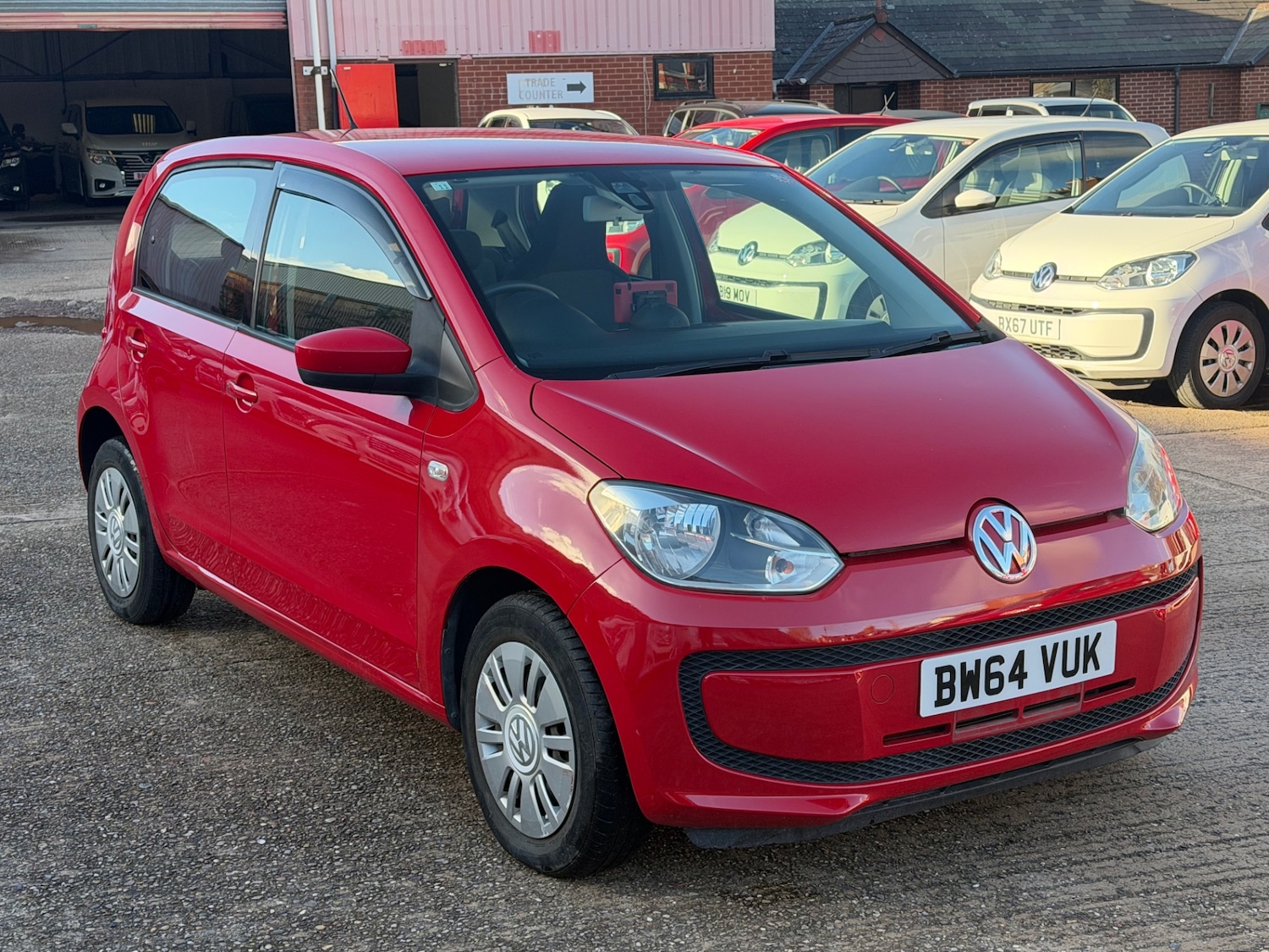 Used Volkswagen up! 2014 for sale - 76445123: Photo 2