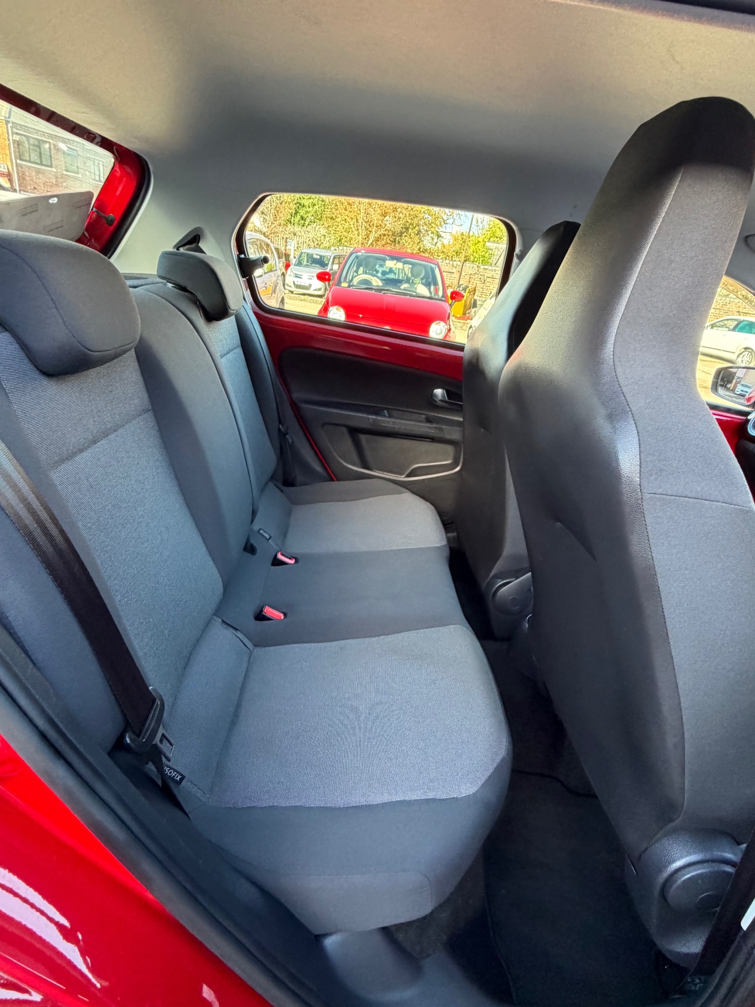 Used Volkswagen up! 2014 for sale - 76445123: Photo 8