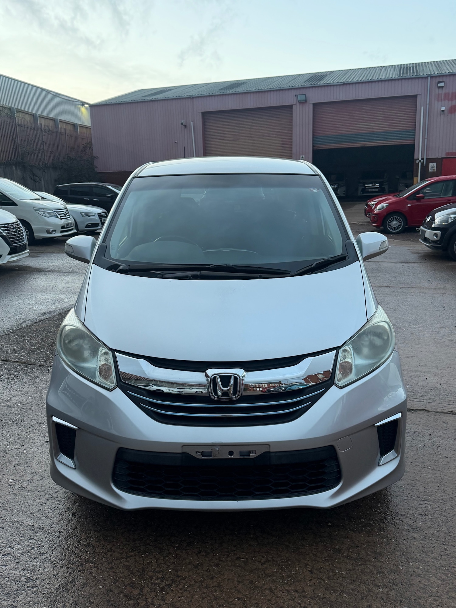 Used Honda Freed 2014 for sale - 76941835: Photo 1
