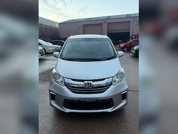 Honda Freed feature image