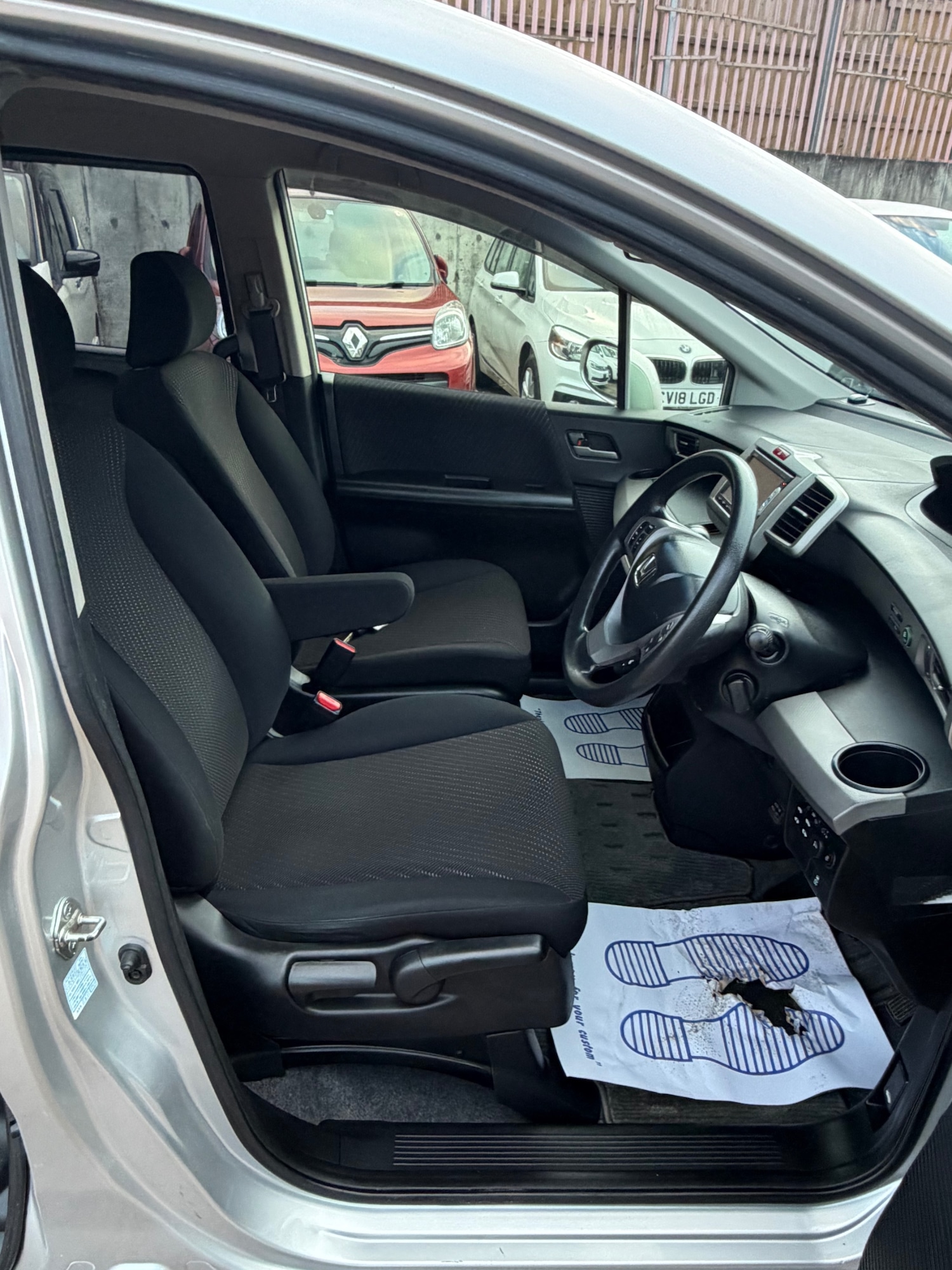 Used Honda Freed 2014 for sale - 76941835: Photo 7