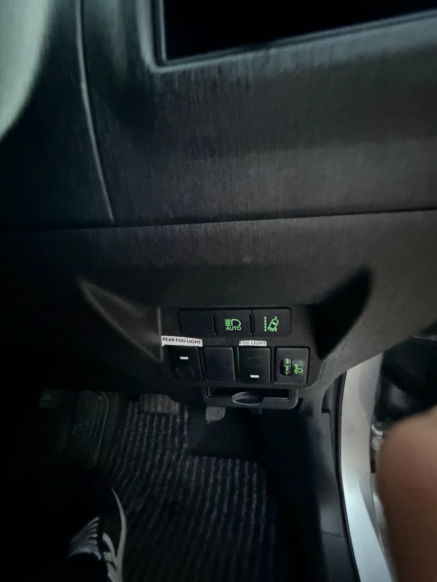 Used Toyota Prius+ 2020 for sale - 76179072: Photo 11