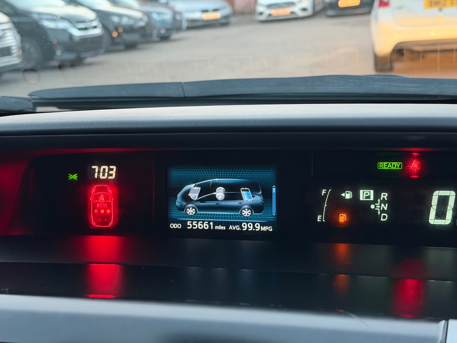 Used Toyota Prius+ 2020 for sale - 76179072: Photo 14