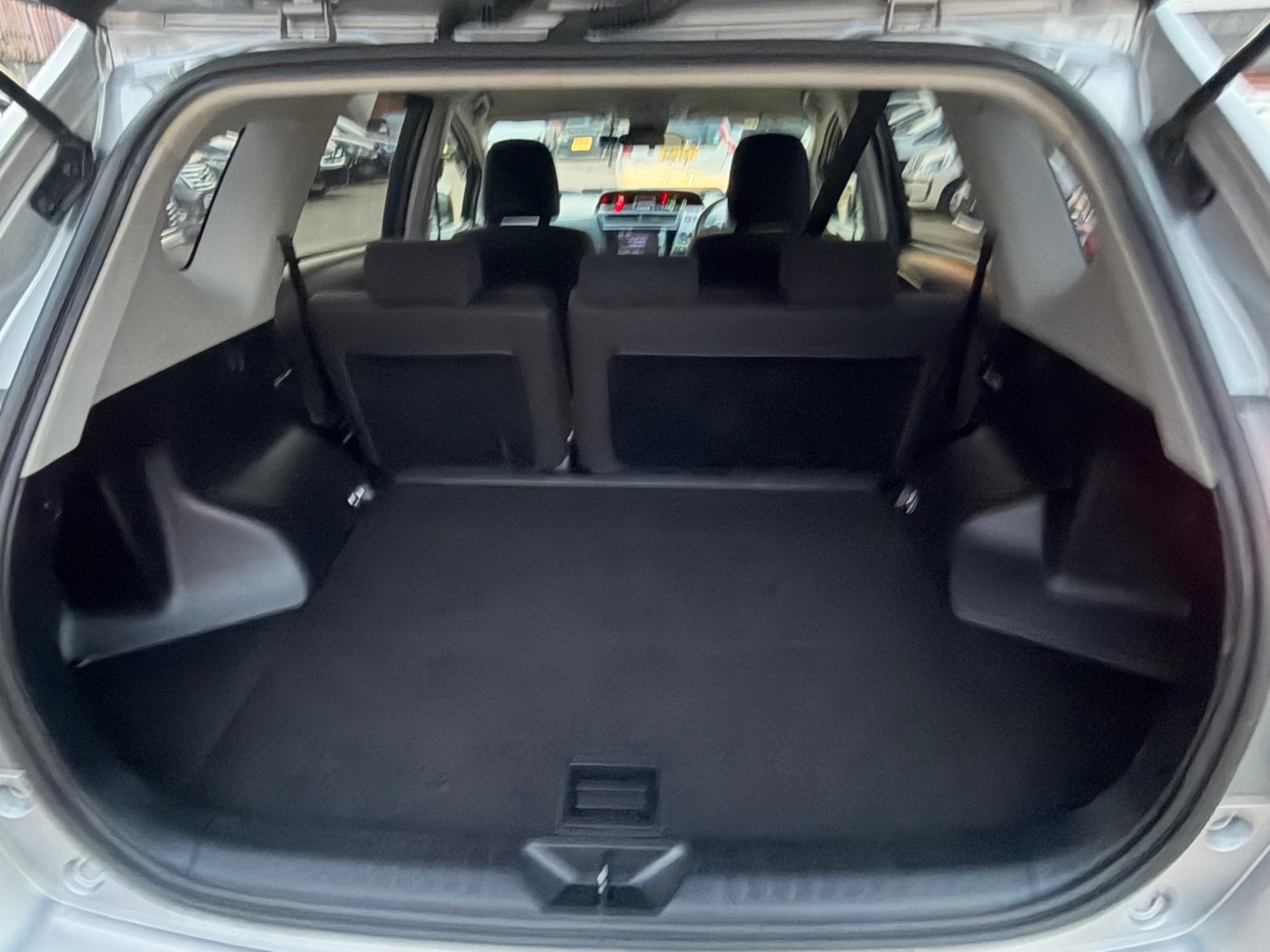 Used Toyota Prius+ 2020 for sale - 76179072: Photo 9