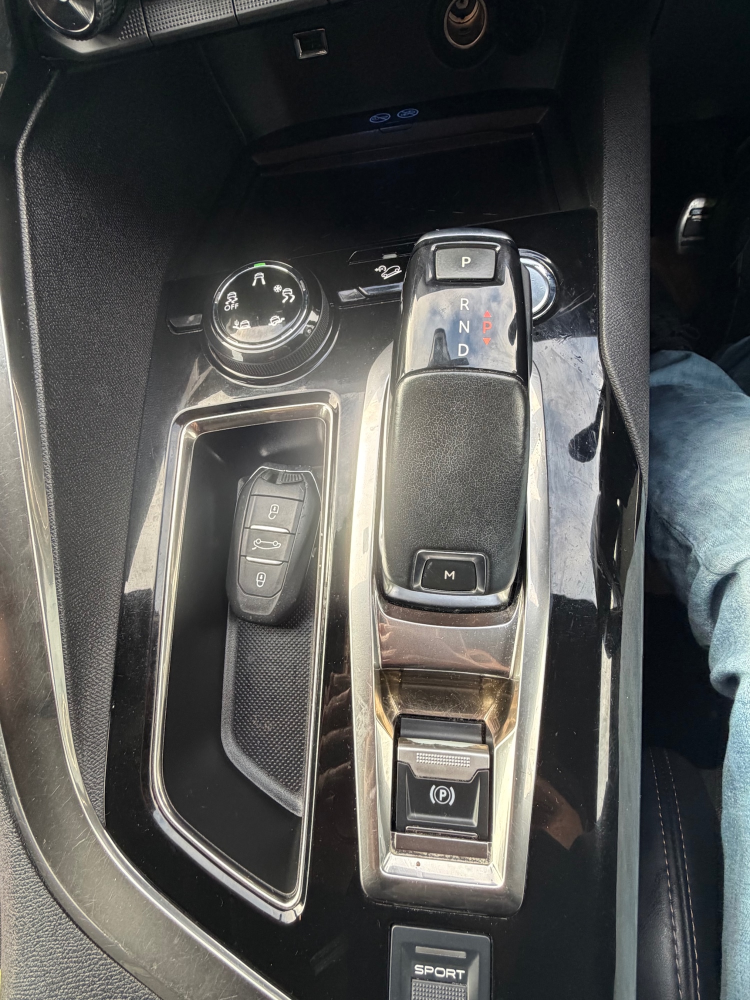 Used Peugeot 3008 2017 for sale - 77237469: Photo 12