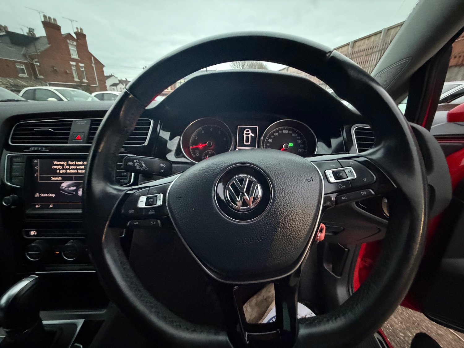 Used Volkswagen Golf 2014 for sale - 76596600: Photo 10