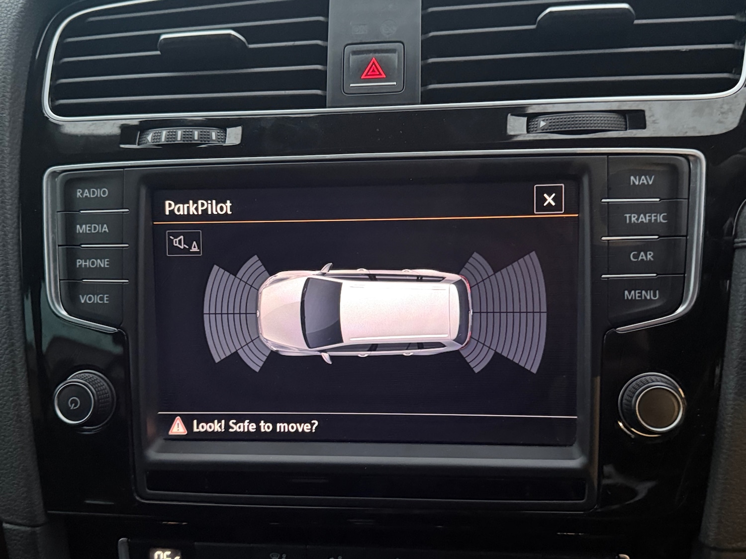 Used Volkswagen Golf 2014 for sale - 76596600: Photo 13