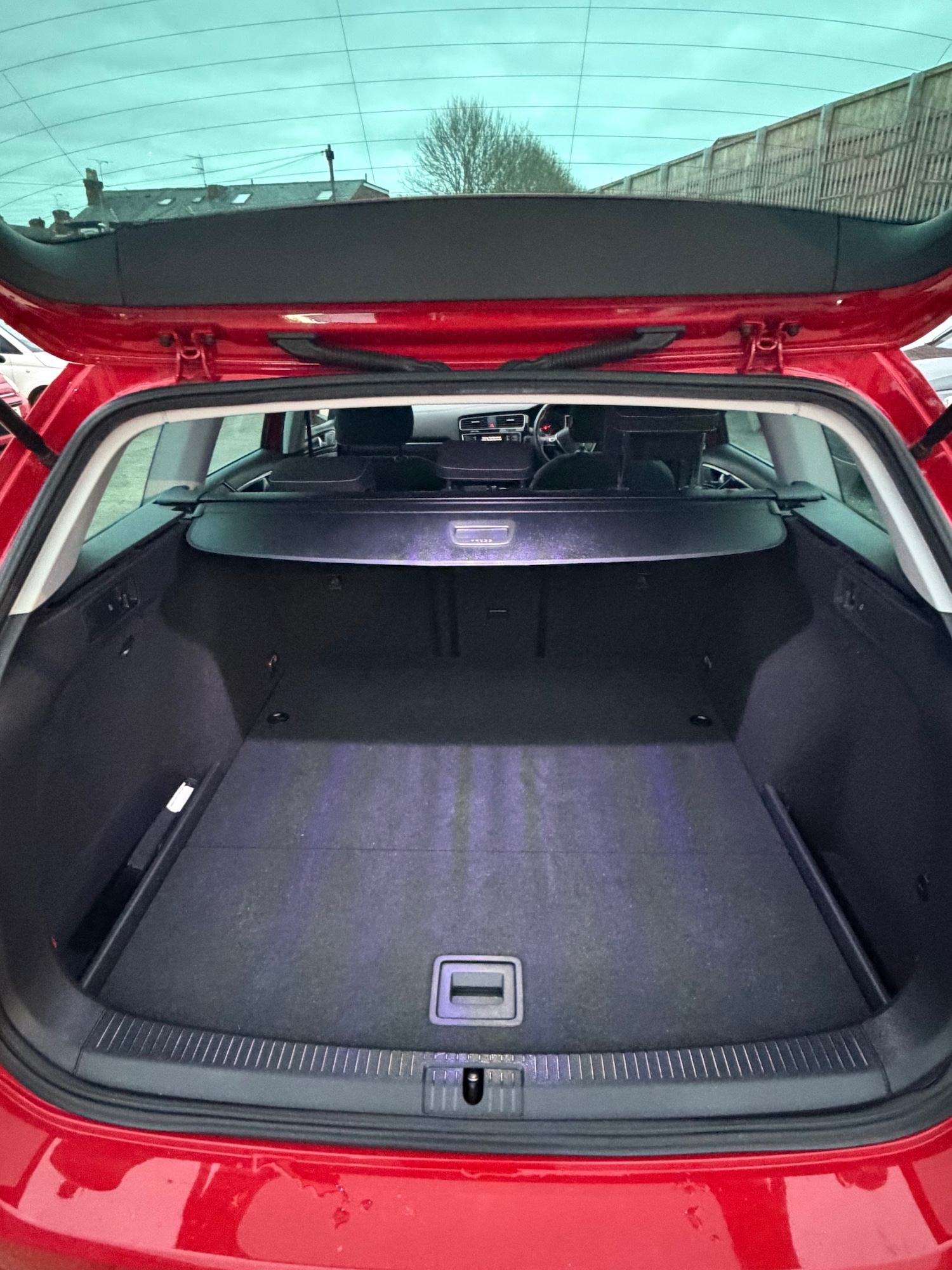 Used Volkswagen Golf 2014 for sale - 76596600: Photo 9