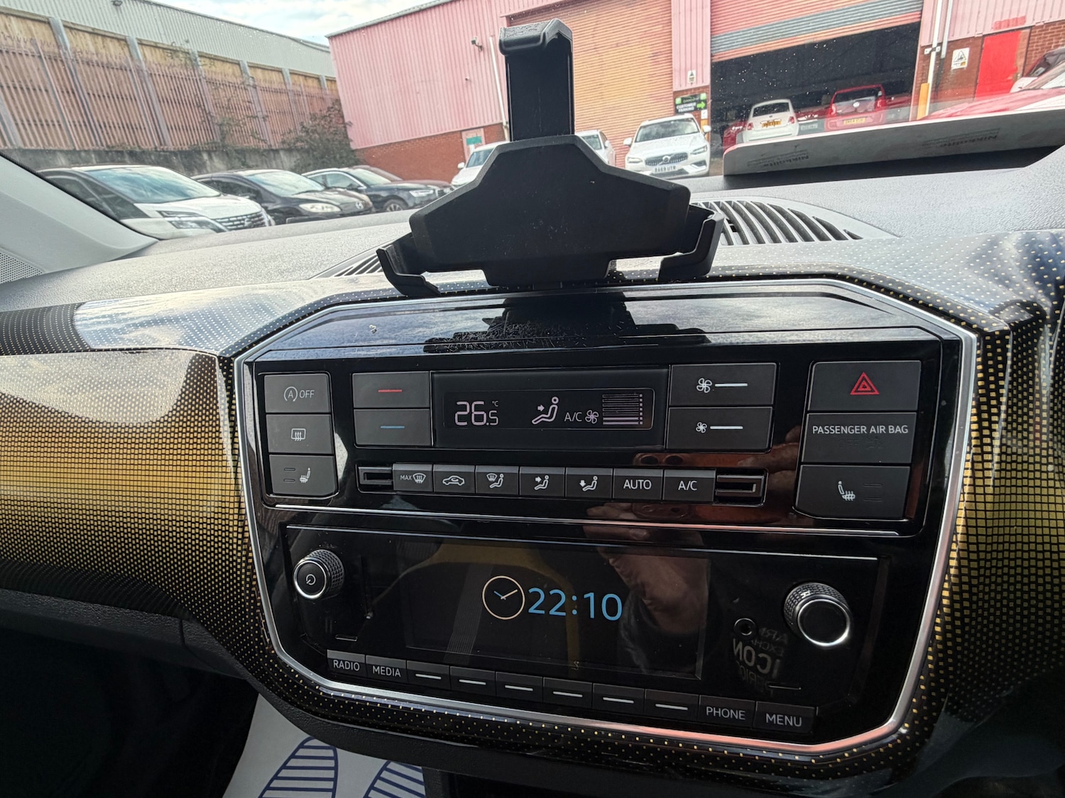 Used Volkswagen up! 2017 for sale - 76941064: Photo 14