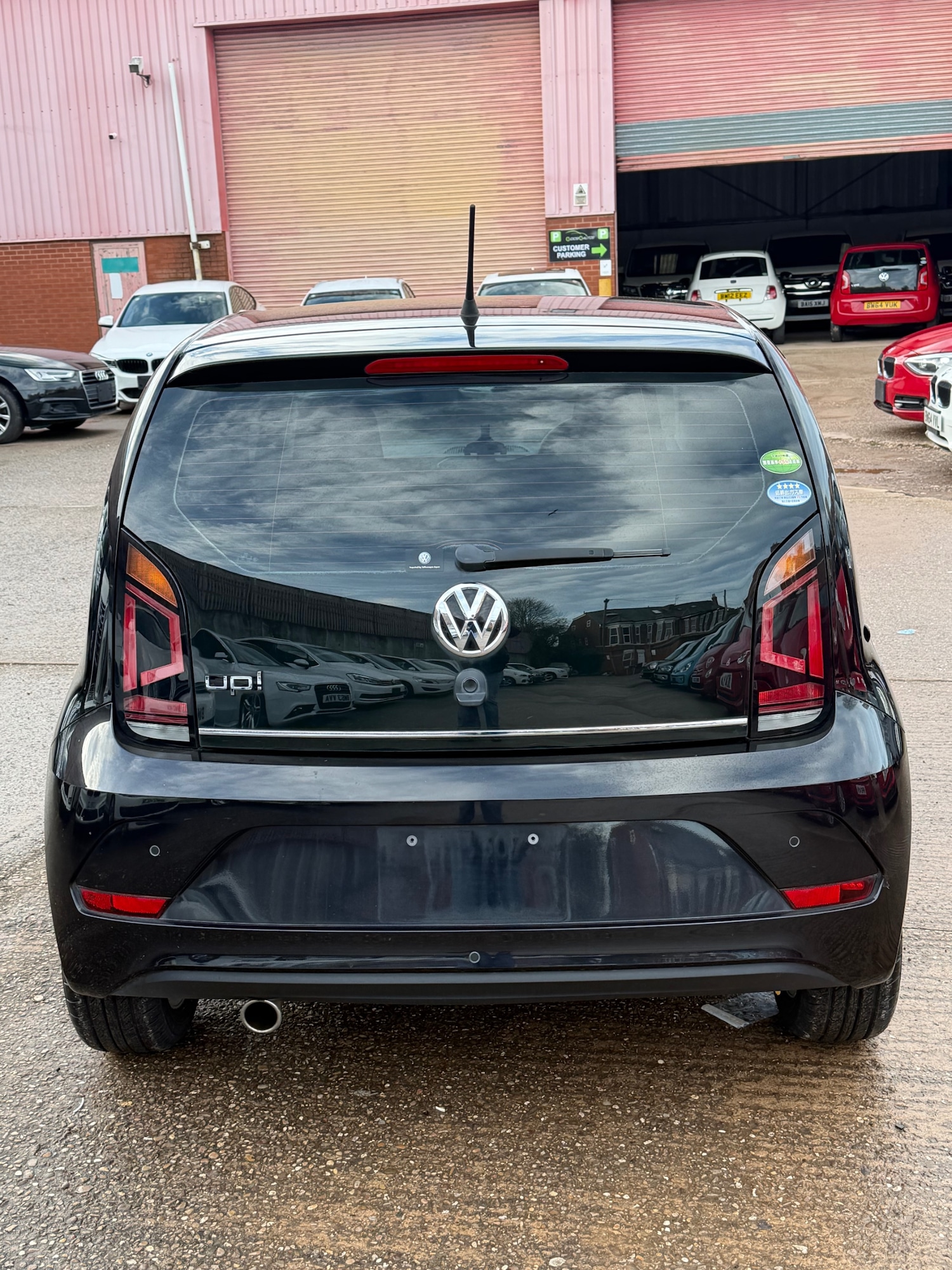 Used Volkswagen up! 2017 for sale - 76941064: Photo 4