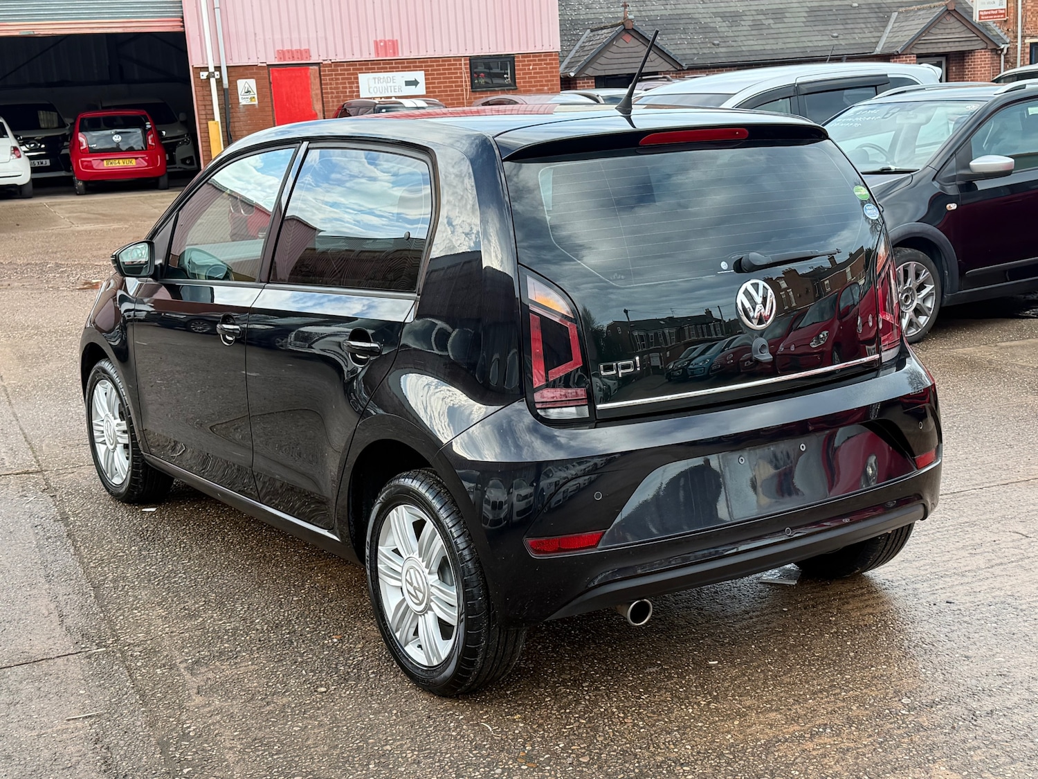Used Volkswagen up! 2017 for sale - 76941064: Photo 5