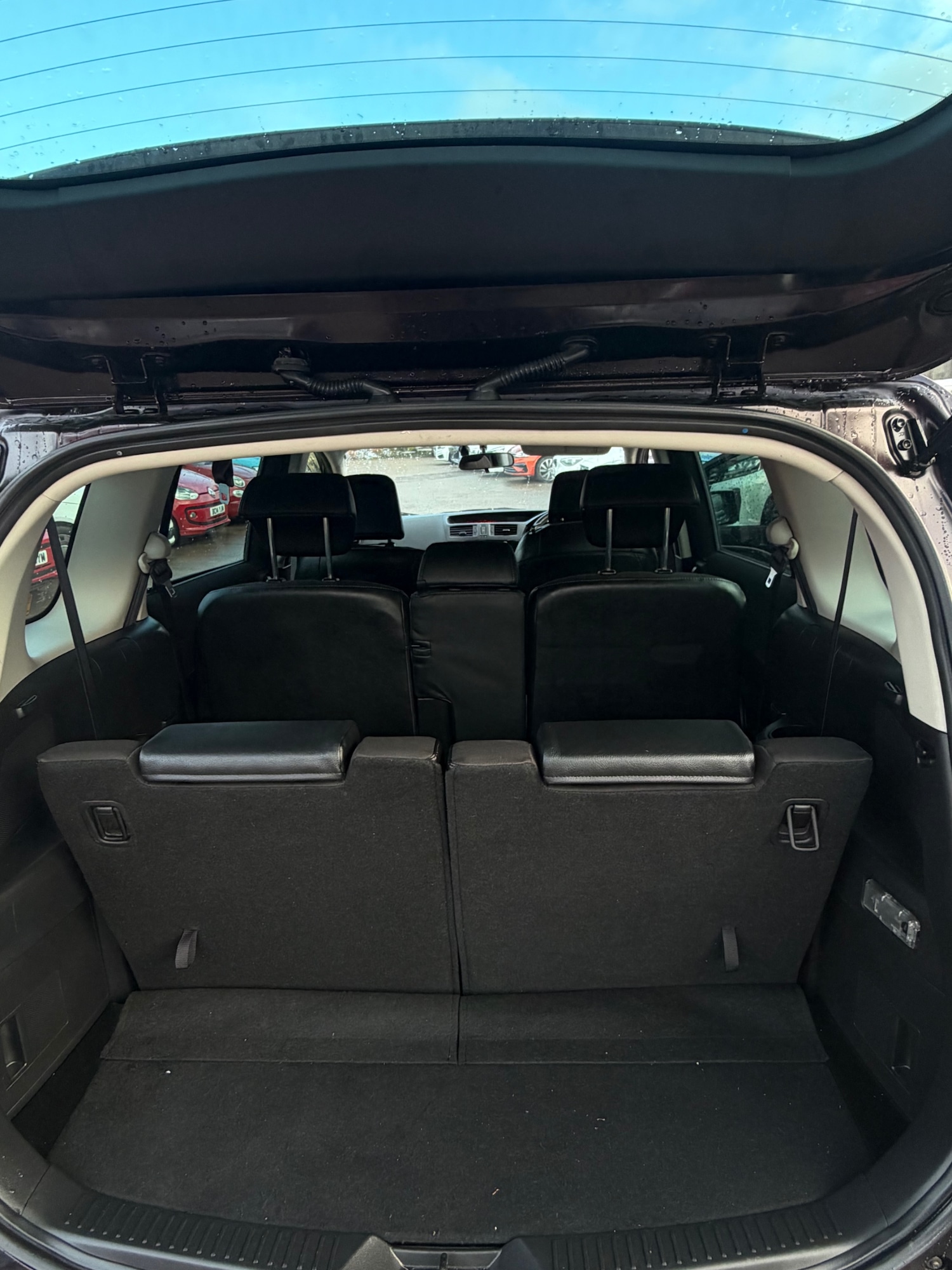 Used Mazda Mazda5 2012 for sale - 76846115: Photo 10