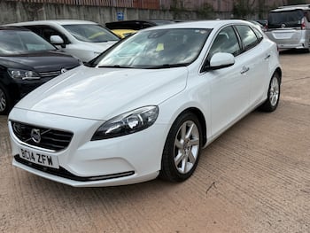Used Volvo V40 2014 for sale - 79868784: Photo