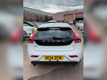 Used Volvo V40 2014 for sale - 79868784: Photo