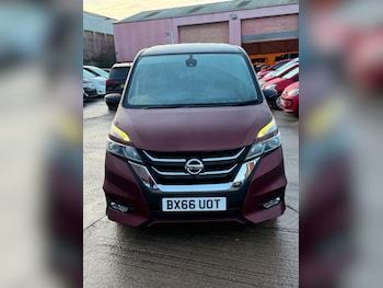 Used Nissan Serena 2016 for sale - 77014986: Photo