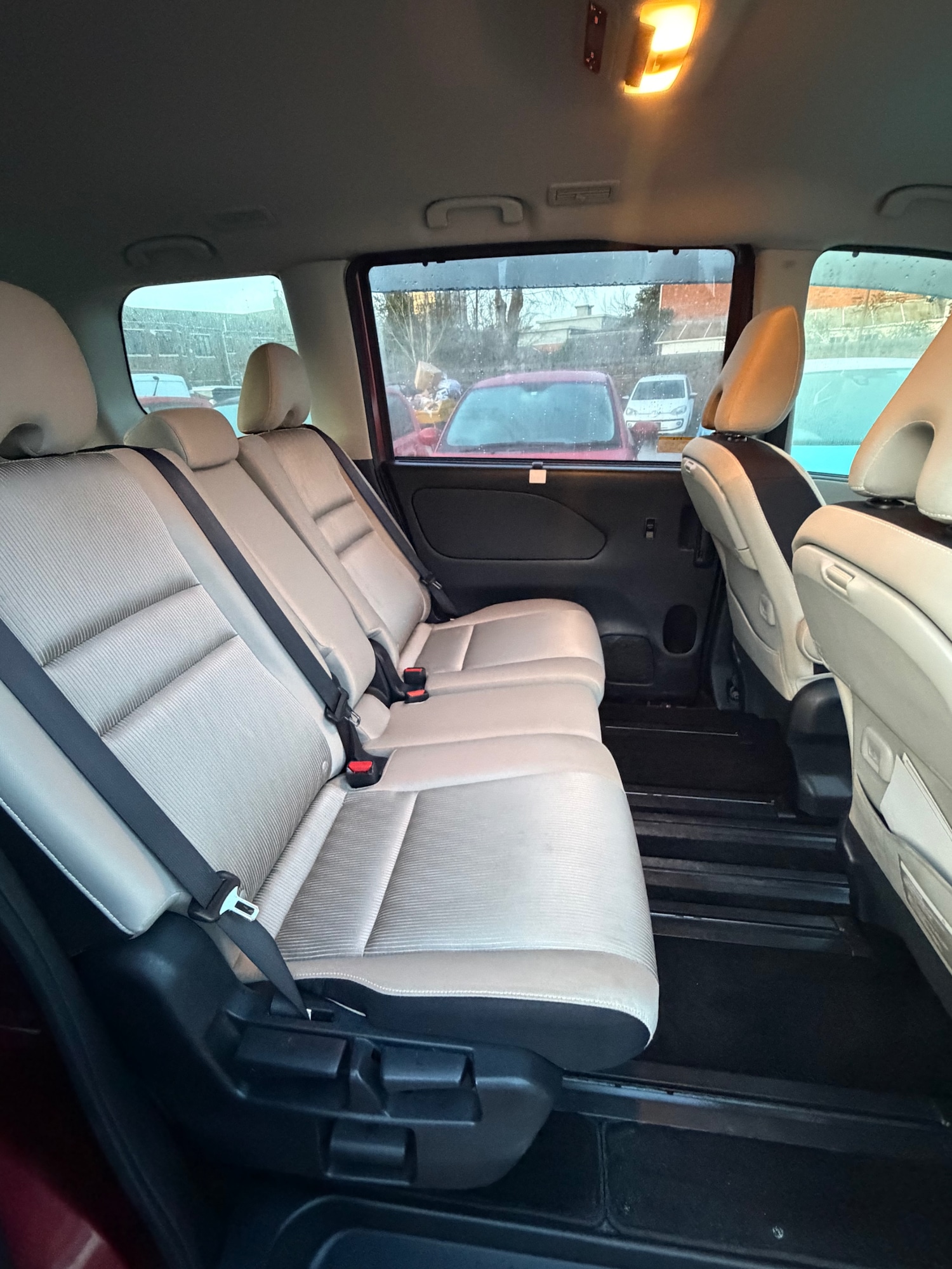 Used Nissan Serena 2016 for sale - 77014986: Photo 9