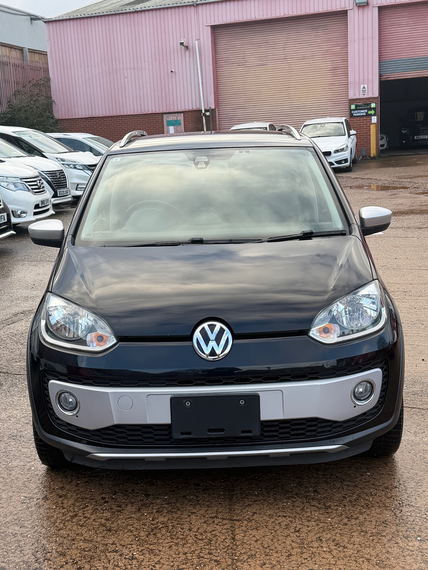 Used Volkswagen up! 2015 for sale - 76511205: Photo 1