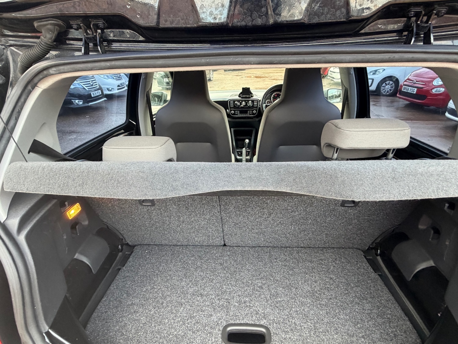 Used Volkswagen up! 2015 for sale - 76511205: Photo 10