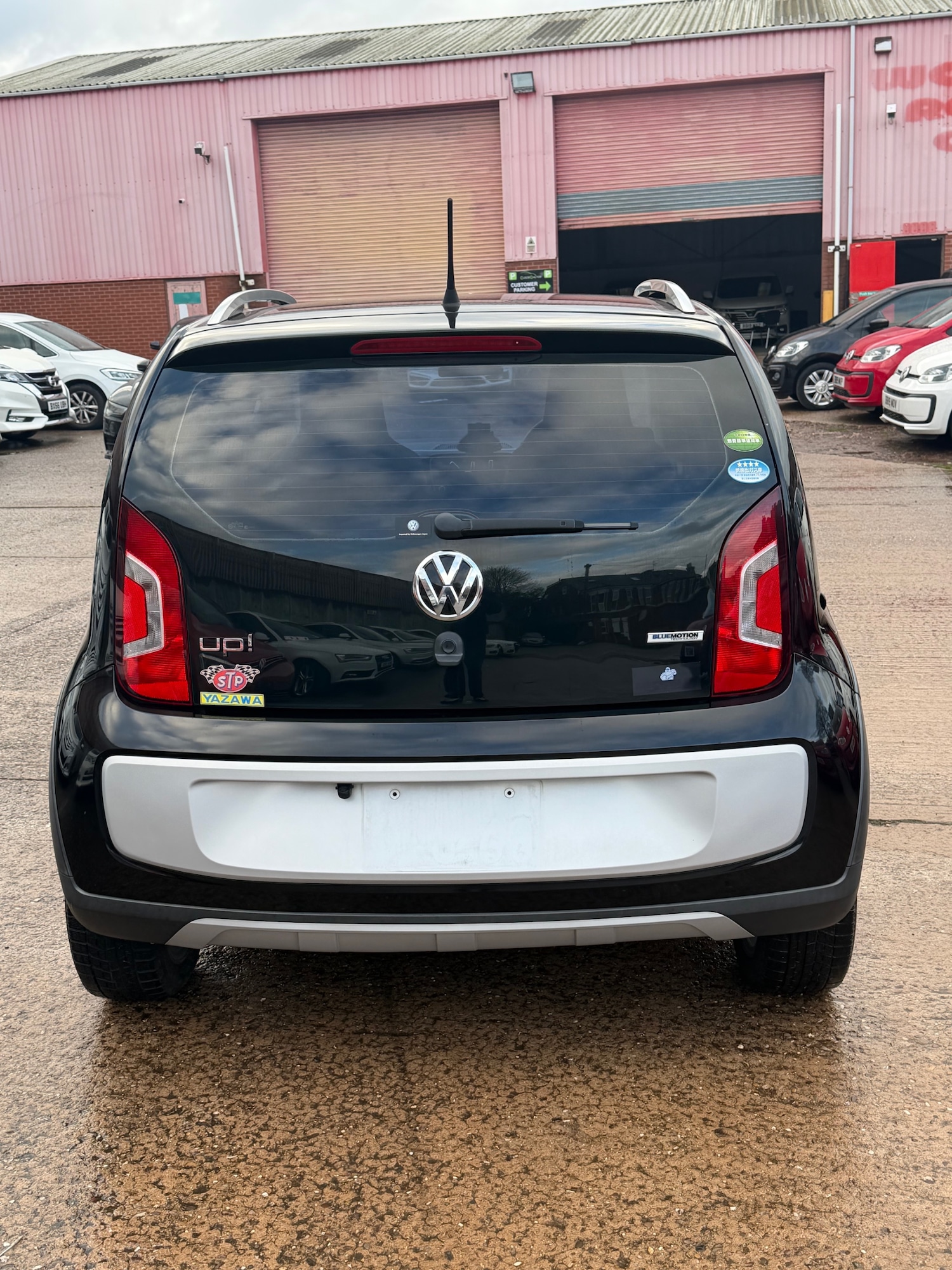 Used Volkswagen up! 2015 for sale - 76511205: Photo 4