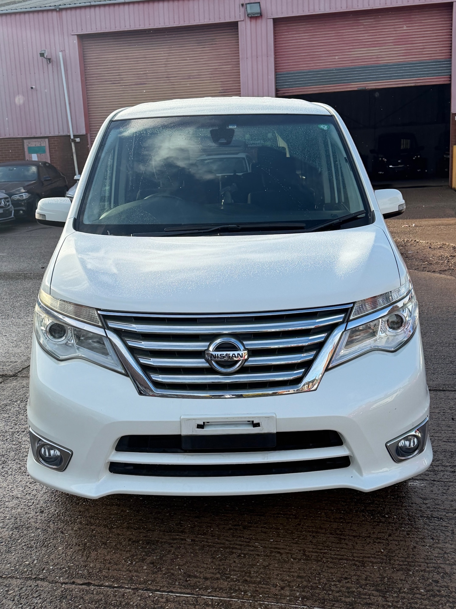 Used Nissan Serena 2014 for sale - 76325074: Photo 1