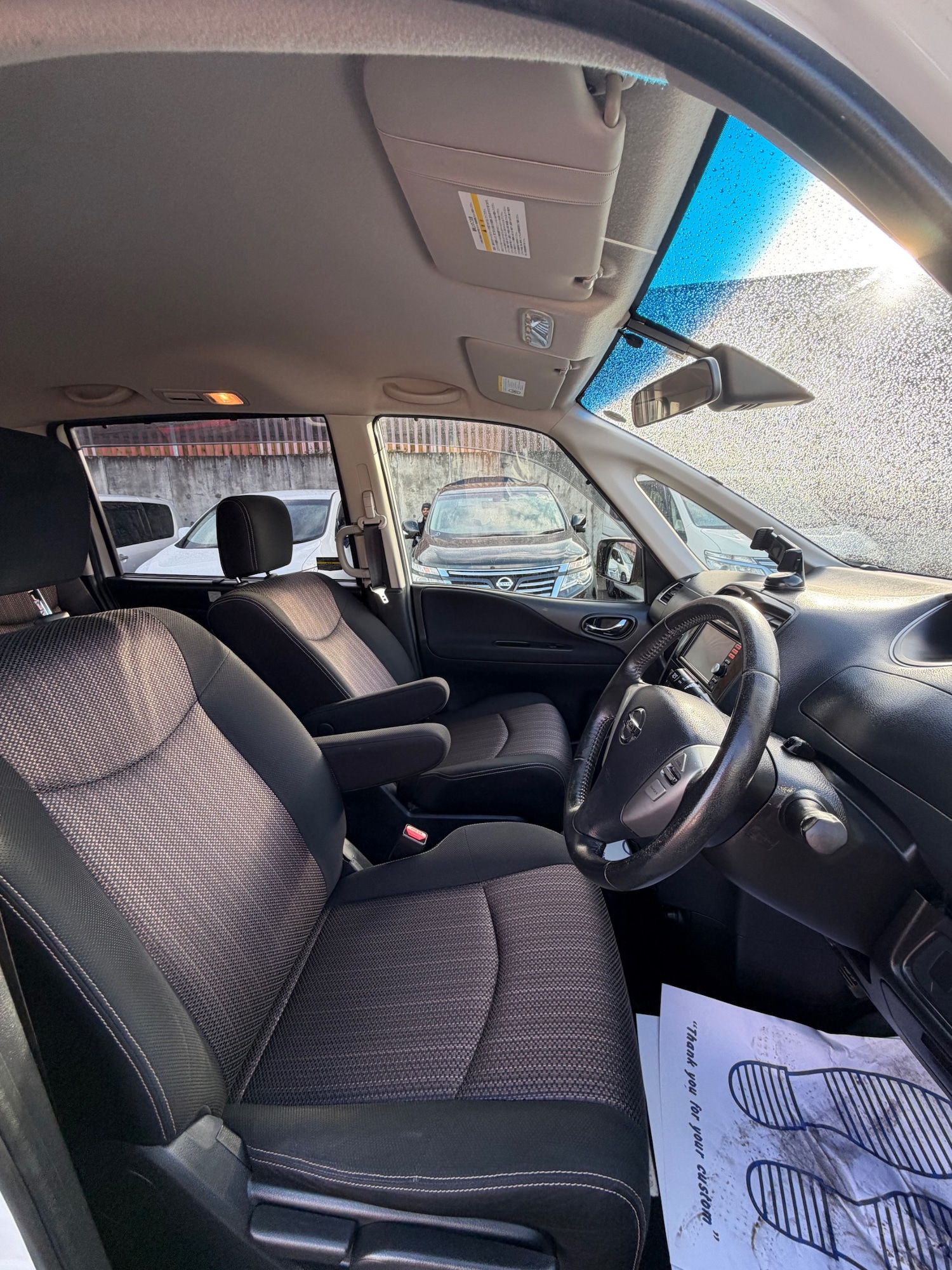 Used Nissan Serena 2014 for sale - 76325074: Photo 8