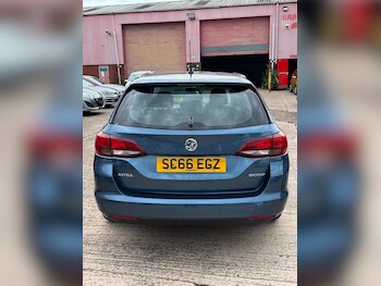 Used Vauxhall Astra 2017 for sale - 75444664: Photo