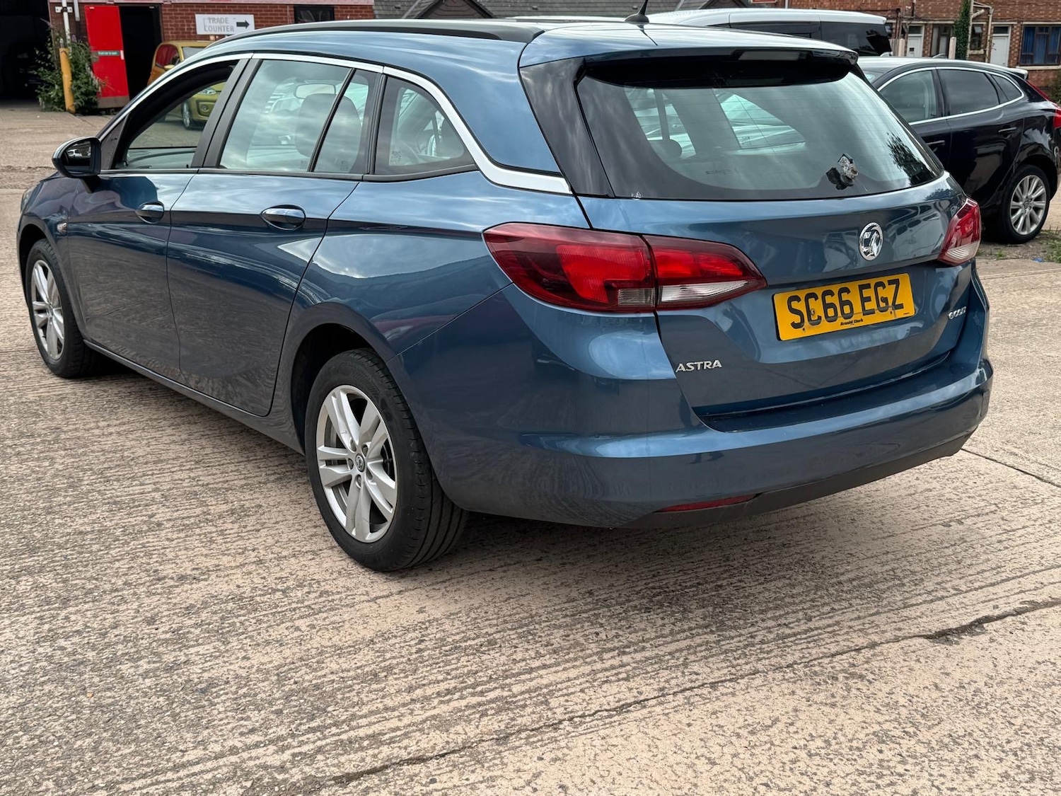 Vehicle 5