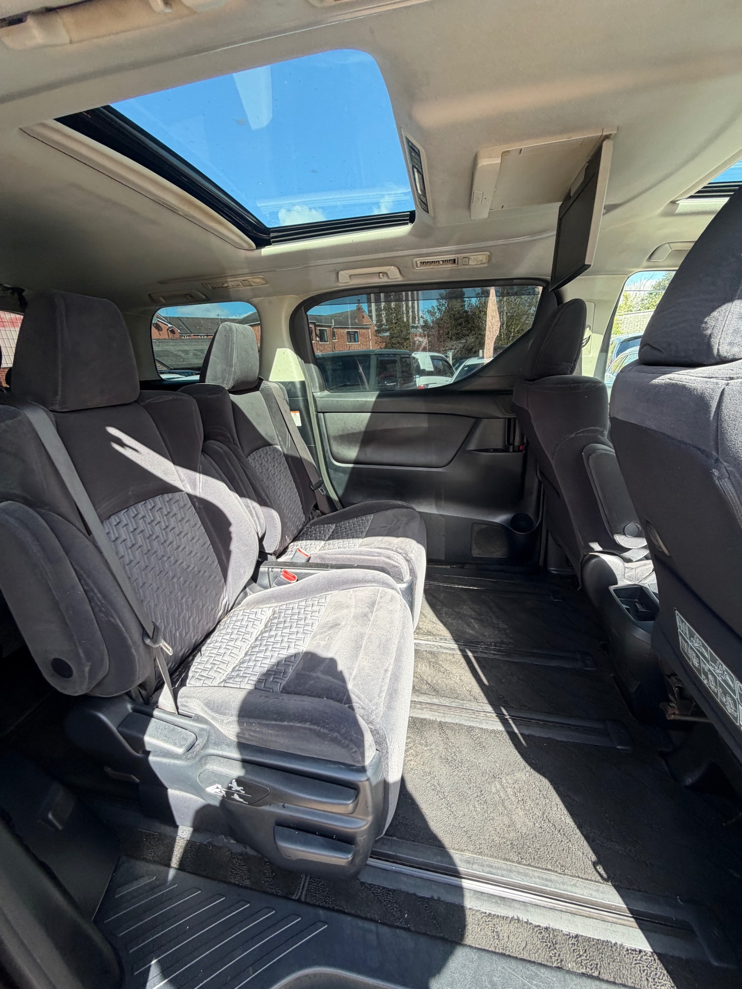 Used Toyota Vellfire 2016 for sale - 78139939: Photo 10