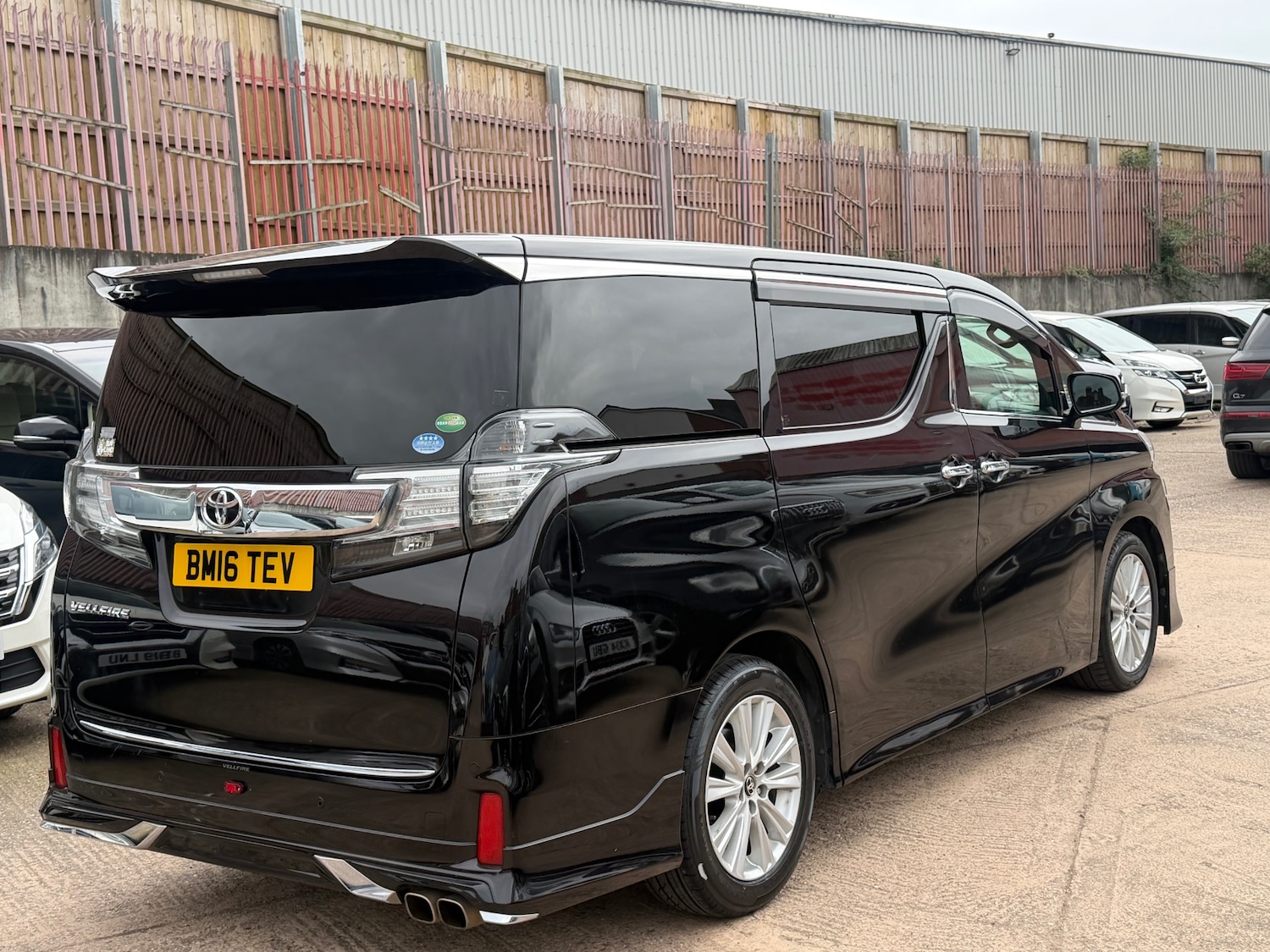 Used Toyota Vellfire 2016 for sale - 78139939: Photo 6