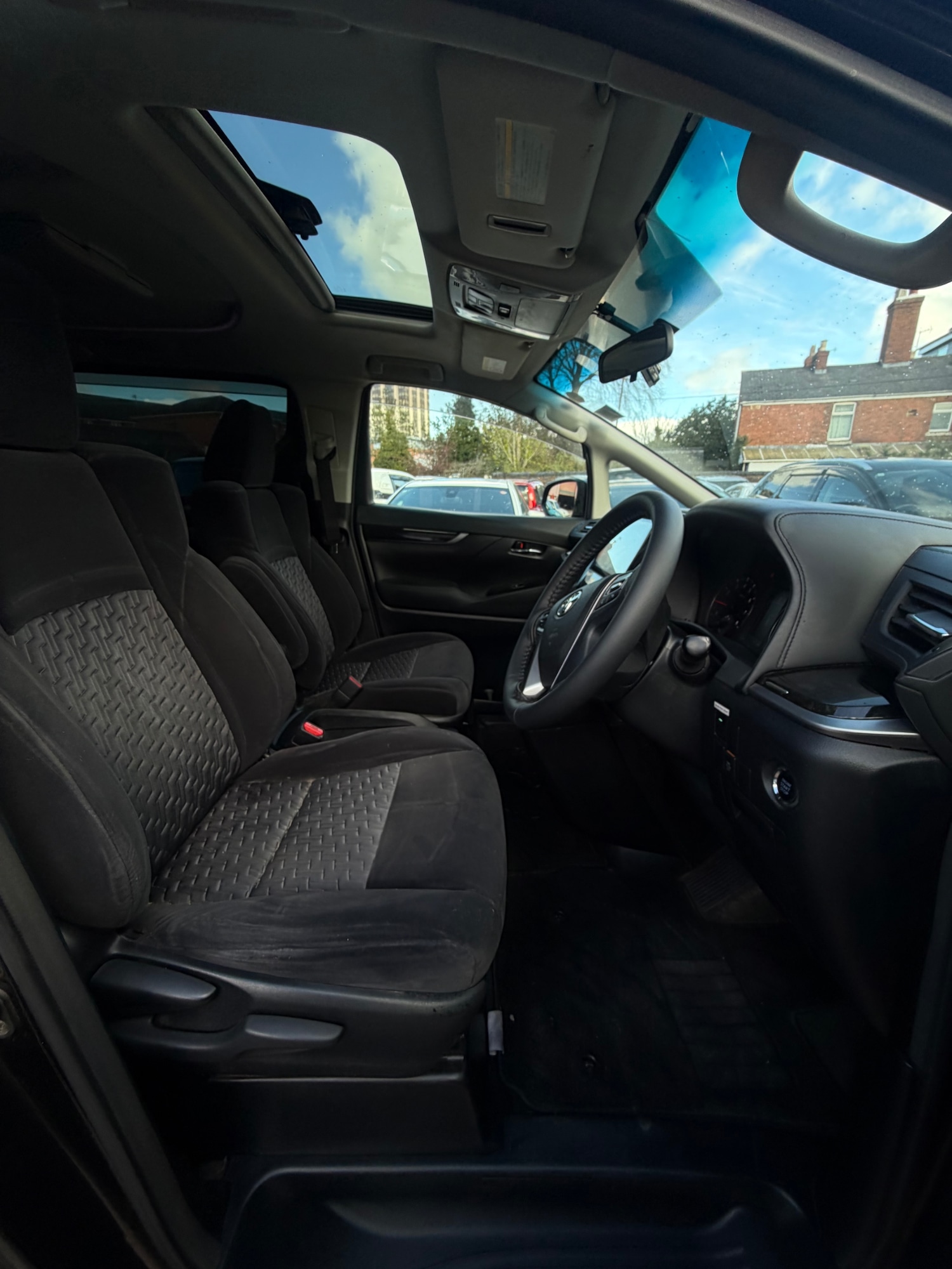 Used Toyota Vellfire 2016 for sale - 78139939: Photo 9