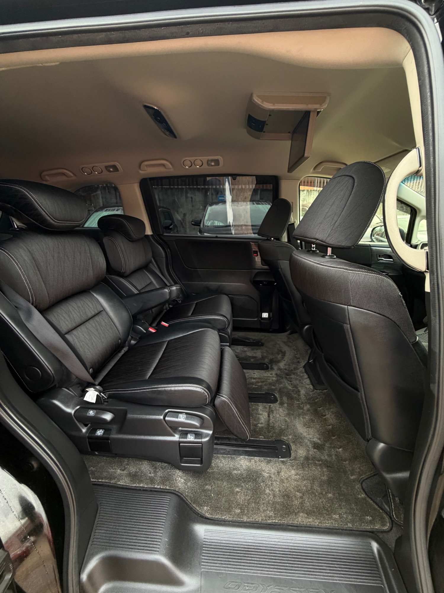 Used Honda Odyssey 2016 for sale - 77055058: Photo 8